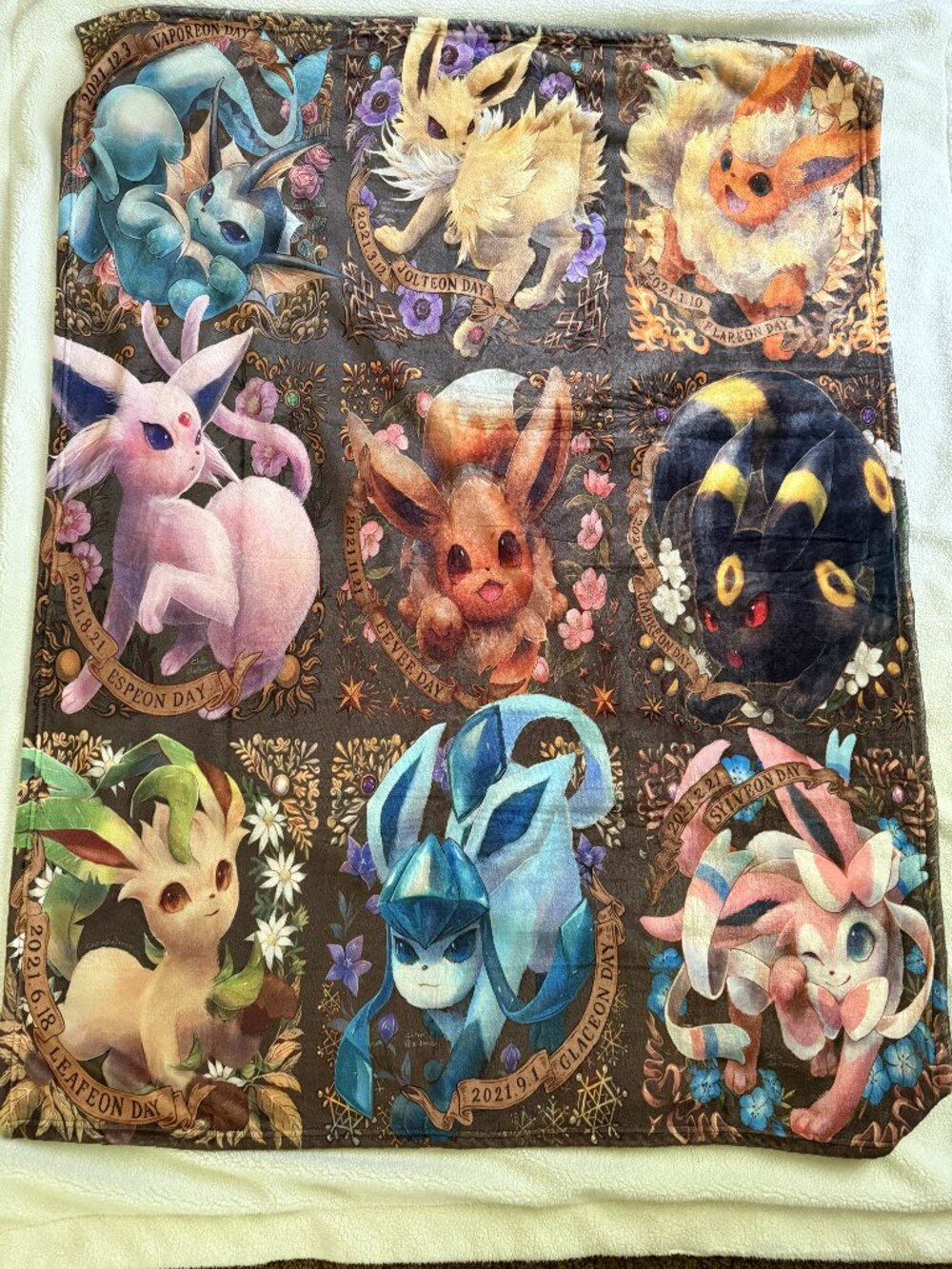 Pokemon Eevee blanket 50x40